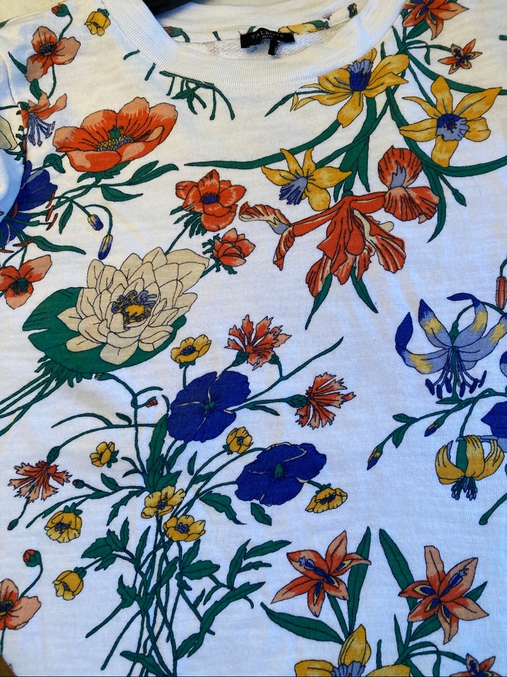 Talbots Floral Lightweight Long Sleeve Top - Multicolor Blooms - Picture 6 of 6
